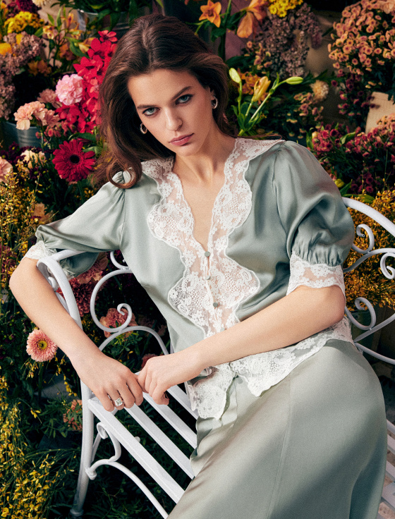 блуза из вискозы с кружевной отделкой - цена, описание и отзывы - фото №3