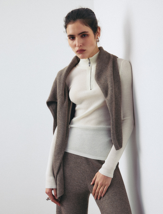 джемпер из 100% шерсти с горловиной на молнии - цена, описание и отзывы - фото №1