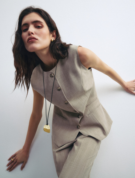 жилет из виксозы - цена, описание и отзывы - фото №3