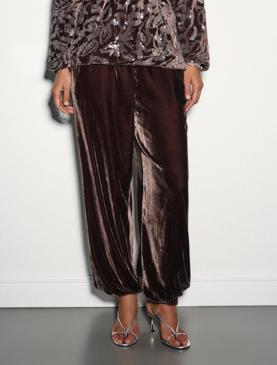 брюки из плотного бархата - цена, описание и отзывы - фото №5