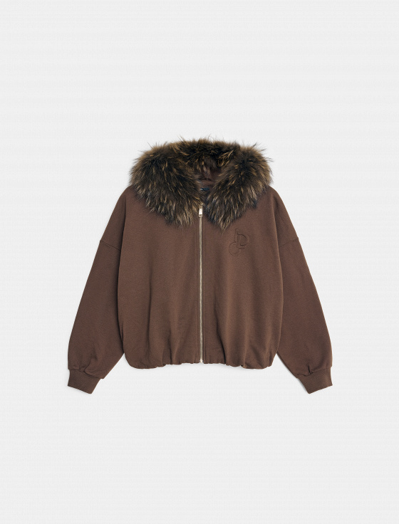 толстовка с отделкой из меха енота - цена, описание и отзывы - фото №1