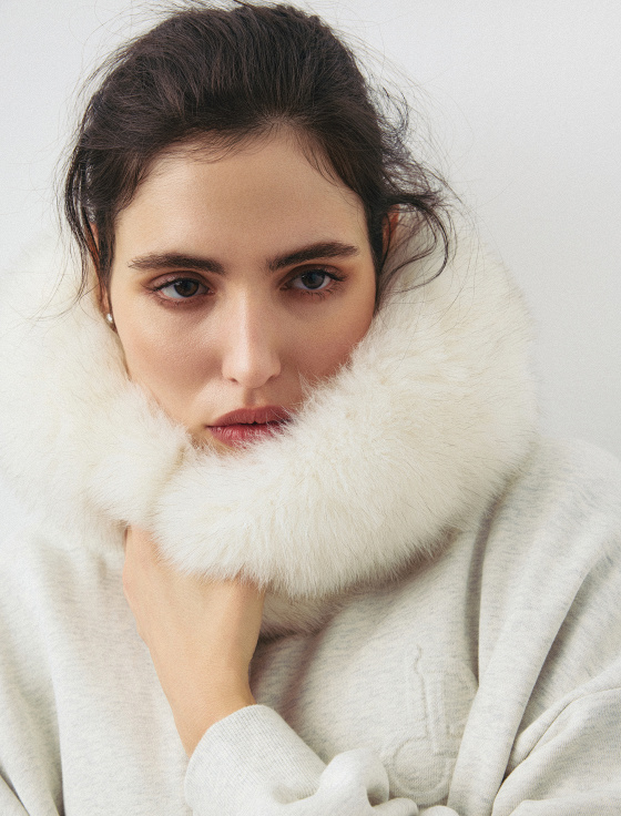 толстовка с отделкой их меха песца - цена, описание и отзывы - фото №4