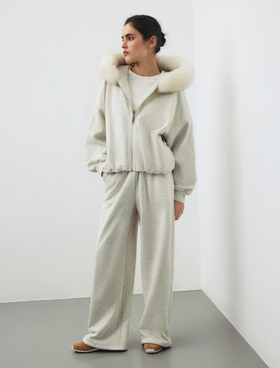 толстовка с отделкой их меха песца - цена, описание и отзывы - фото №3