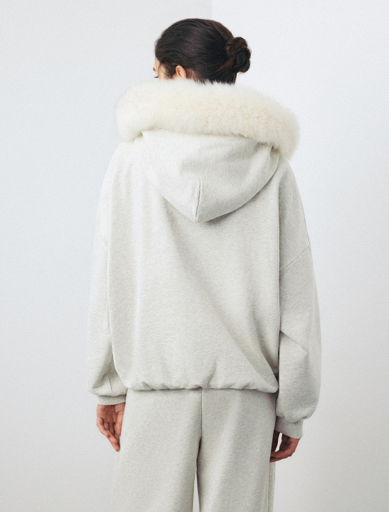 толстовка с отделкой из меха песца - цена, описание и отзывы - фото №6
