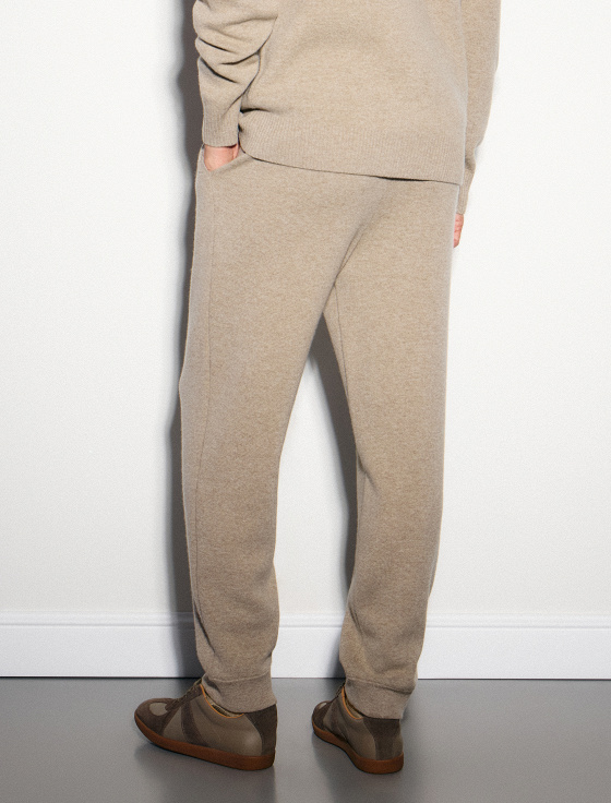 брюки-джоггеры из шерсти и кашемира - цена, описание и отзывы - фото №3
