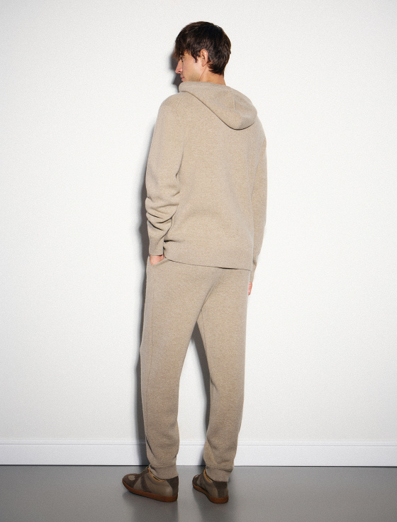 брюки-джоггеры из шерсти и кашемира - цена, описание и отзывы - фото №6
