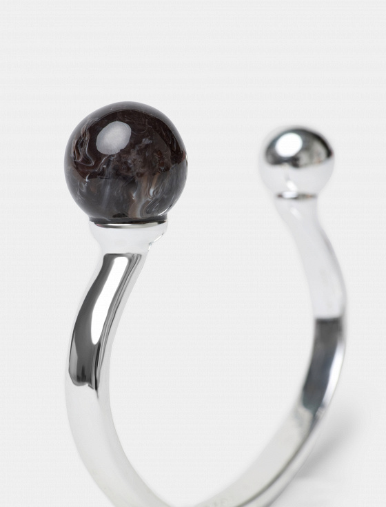 браслет незамкнутый с наконечником из смолы - цена, описание и отзывы - фото №5